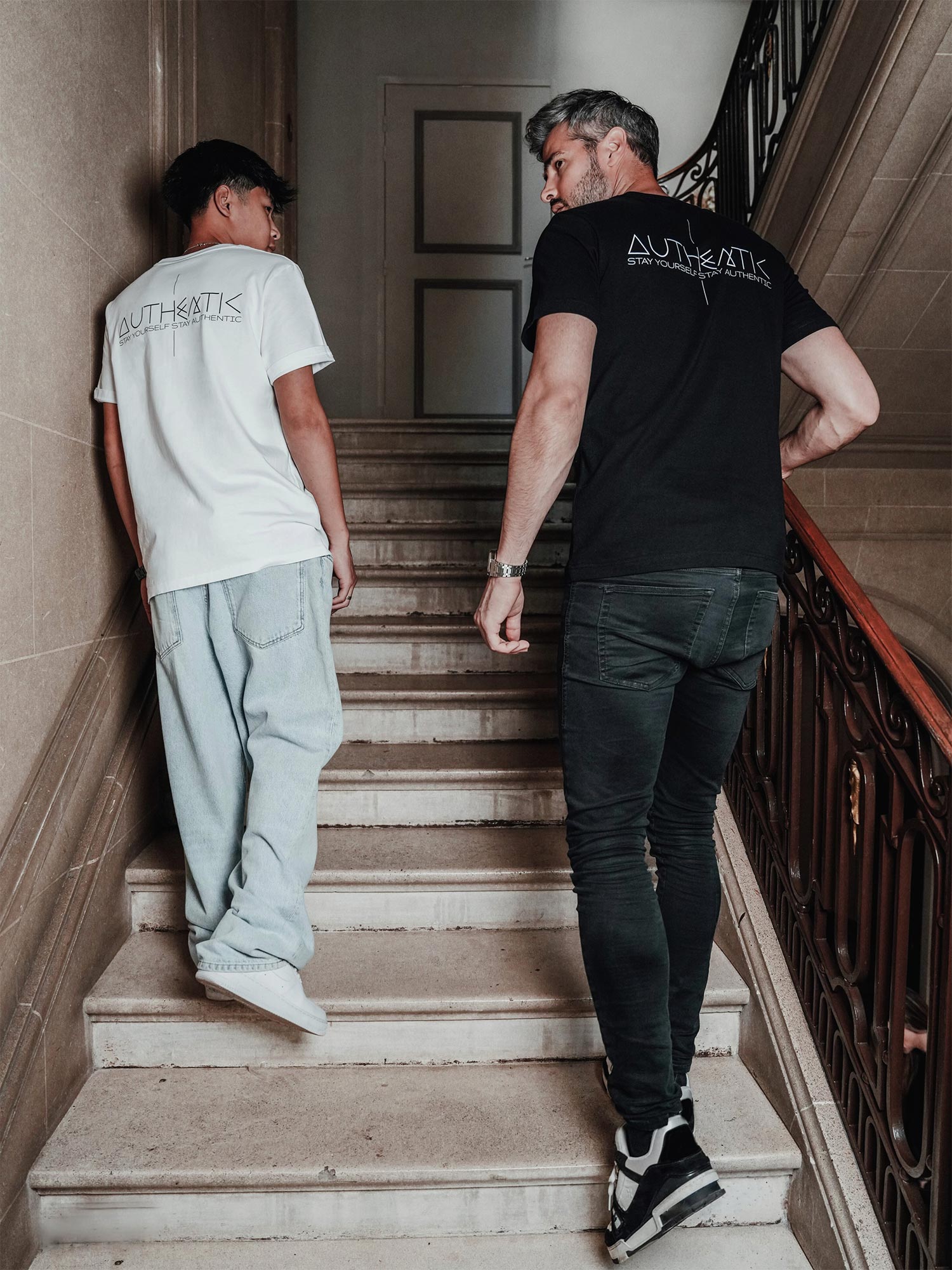 Tshirt authentic dos